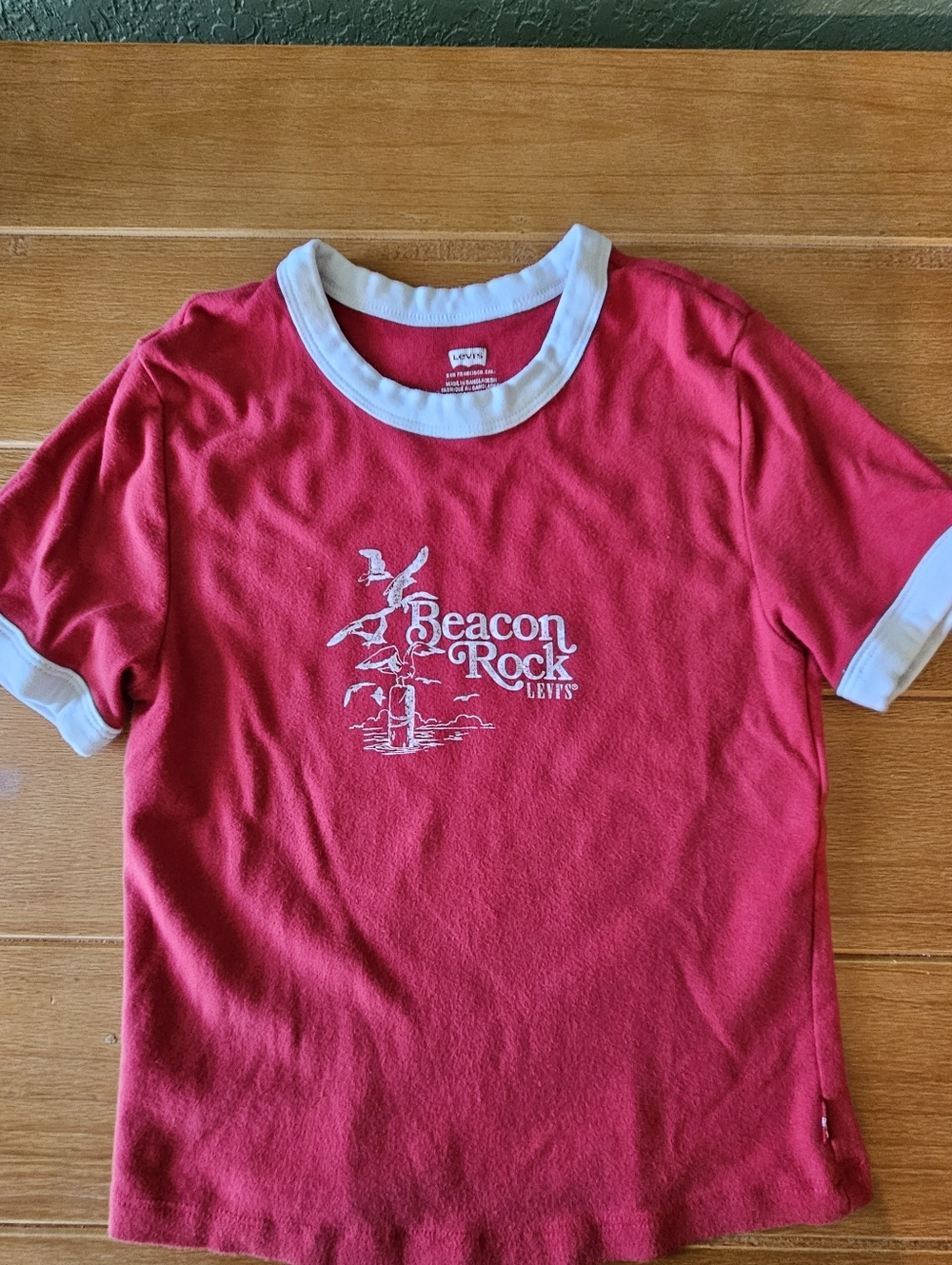 Juniors Levi's Graphic Mini Ringer Red Crop Top Size Small